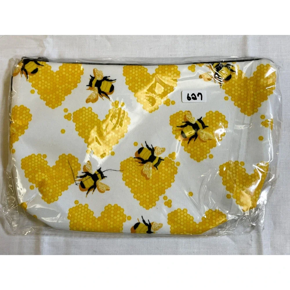 The Pouch Cosmetic Bag Womens OS White Yellow NEW Bee Honeycomb Heart Zipper
